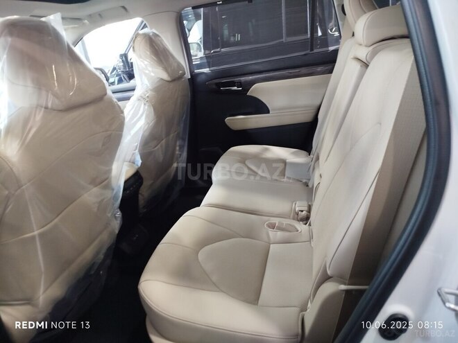 Toyota Highlander-23