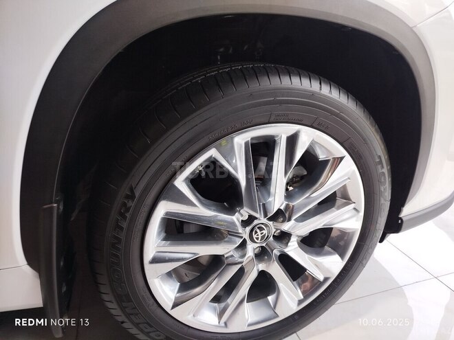 Toyota Highlander-6