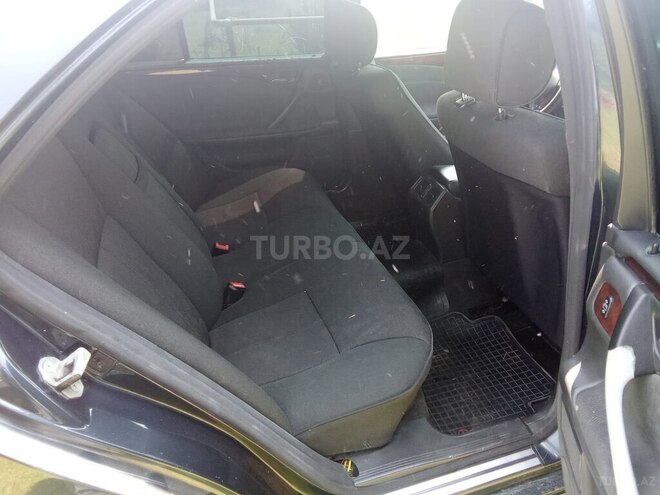 Mercedes E 220 d 2000, 298,000 km - 2.2 л - Tərtər