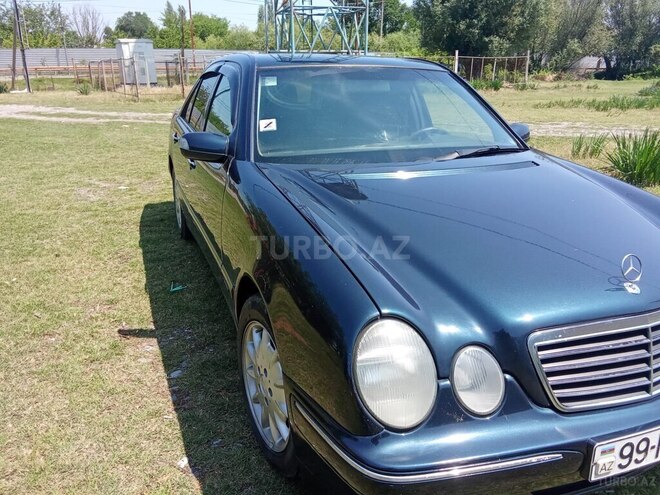 Mercedes E 220 d 2000, 298,000 km - 2.2 л - Tərtər