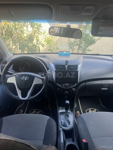 Hyundai Accent 2012, 200,602 km - 1.4 l - Bakı