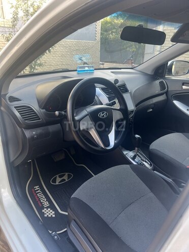 Hyundai Accent 2012, 200,602 km - 1.4 l - Bakı