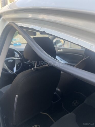 Hyundai Accent 2012, 200,602 km - 1.4 l - Bakı