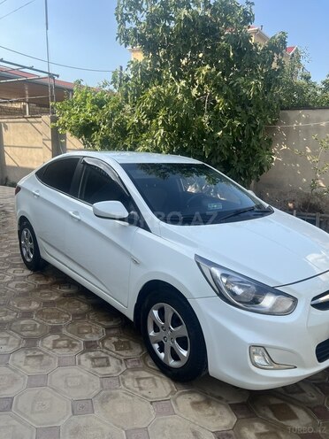 Hyundai Accent 2012, 200,602 km - 1.4 l - Bakı