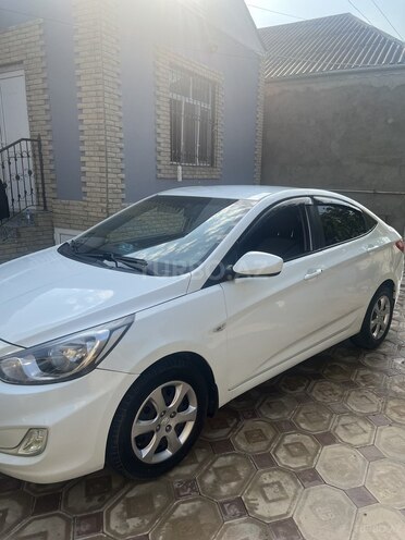 Hyundai Accent 2012, 200,602 km - 1.4 l - Bakı