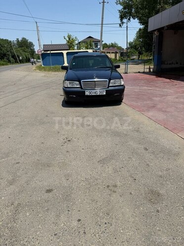 Mercedes C 220 1996, 320,000 km - 2.2 l - Masallı