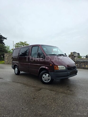 Ford Transit 1998, 580,254 km - 2.5 л - Quba