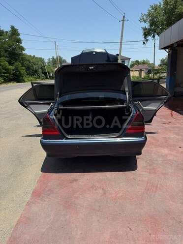 Mercedes C 220 1996, 320,000 km - 2.2 l - Masallı
