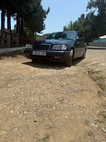 Mercedes C 220 1996, 320,000 km - 2.2 l - Masallı