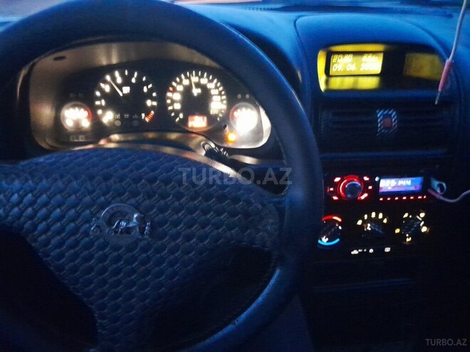 Opel Astra 2000, 258,500 km - 2.0 л - Bakı