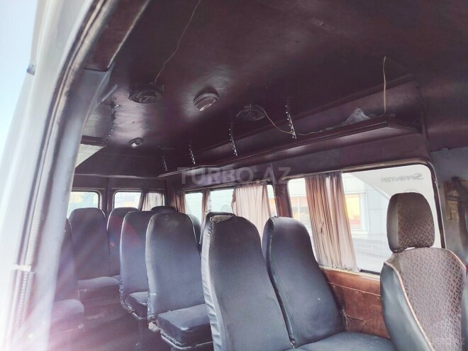 Mercedes Sprinter 208 1997, 100,000 km - 2.5 l - Qazax