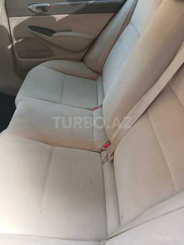 Honda Civic 2006, 332,000 km - 1.3 л - Lənkəran