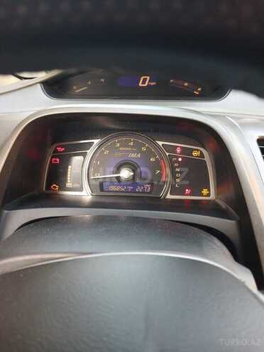 Honda Civic 2006, 332,000 km - 1.3 л - Lənkəran
