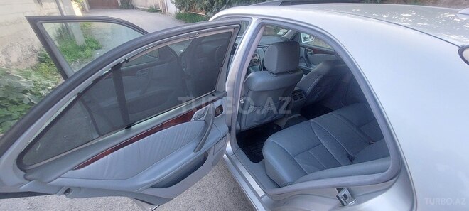 Mercedes E 270 2001, 449,795 km - 2.7 l - Bərdə