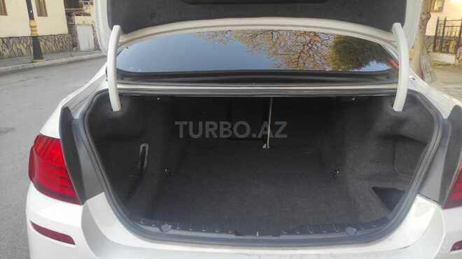 BMW 528 2013, 250,000 km - 2.0 l - Gəncə