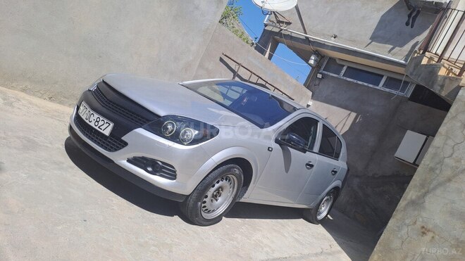 Opel Astra 2005, 330,000 km - 1.3 l - Bakı