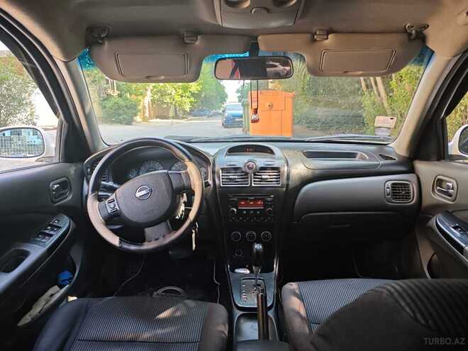 Nissan Sunny 2011, 230,000 km - 1.6 l - Bakı