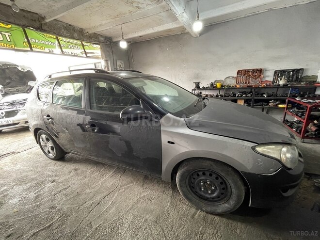 Hyundai i30 2011, 314,000 km - 1.6 l - Bakı