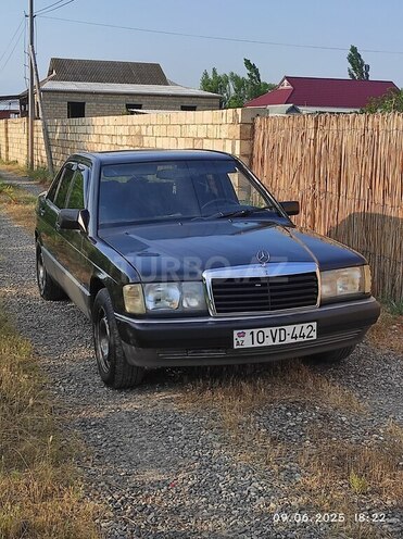Mercedes 190 1992, 400,000 km - 1.8 l - Şirvan