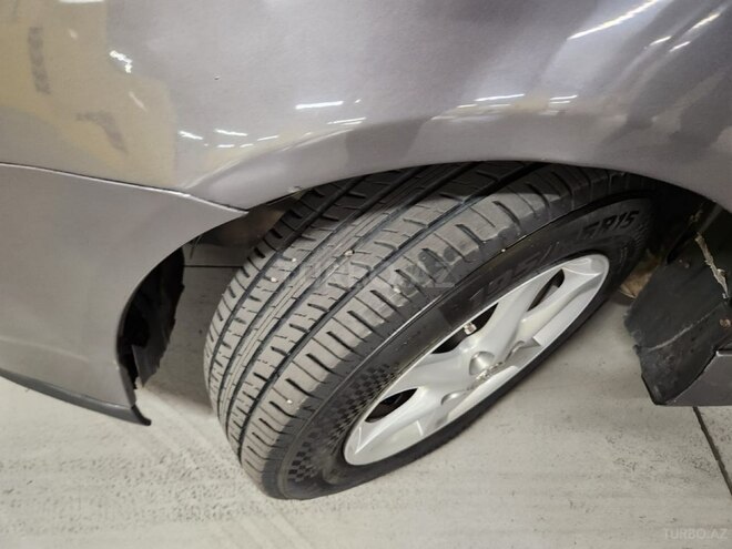 Toyota Corolla 2006, 213,445 km - 1.4 l - Gəncə