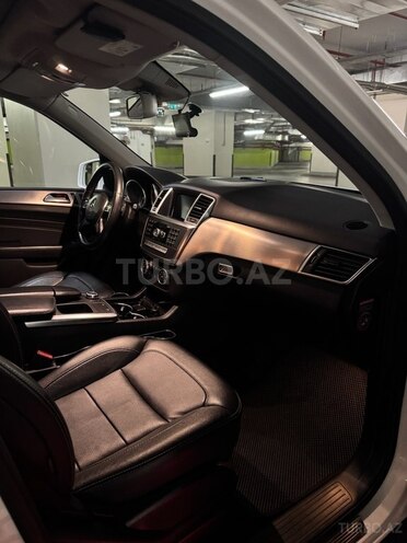 Mercedes ML 350 4MATIC-5