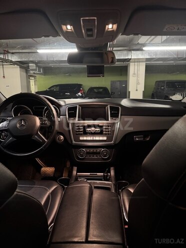 Mercedes ML 350 4MATIC-7