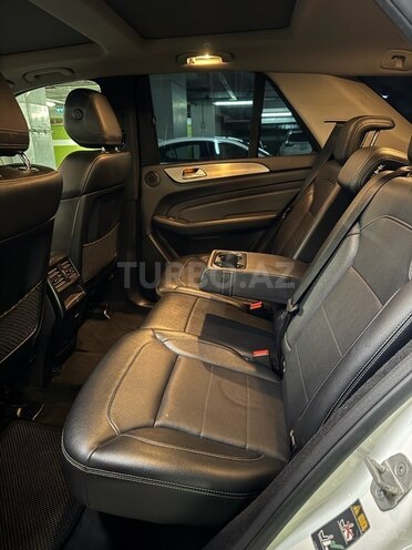 Mercedes ML 350 4MATIC-8