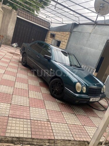 Mercedes E 280 1997, 324,082 km - 2.8 l - Bakı