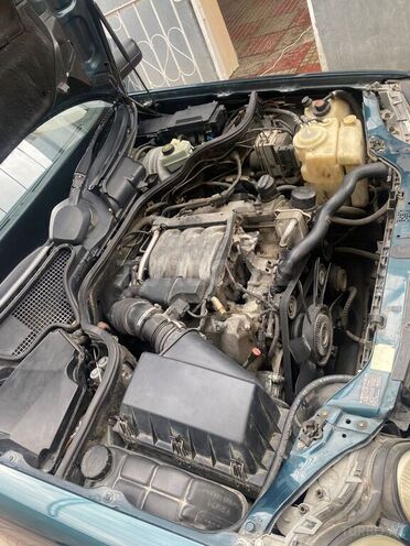 Mercedes E 280 1997, 324,082 km - 2.8 l - Bakı