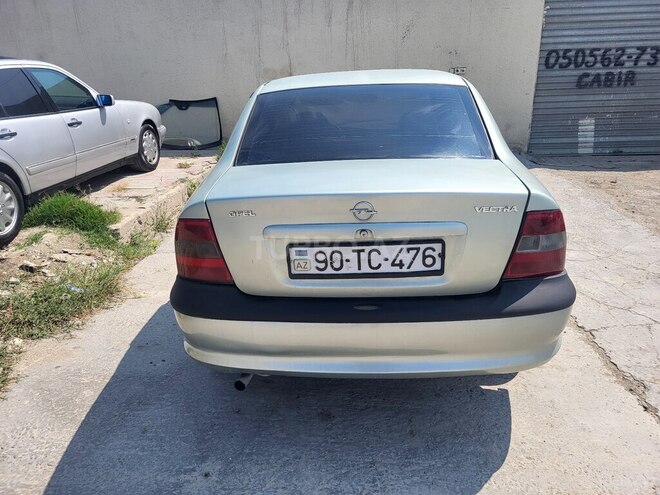 Opel Vectra 1995, 325,645 km - 1.8 l - Sumqayıt