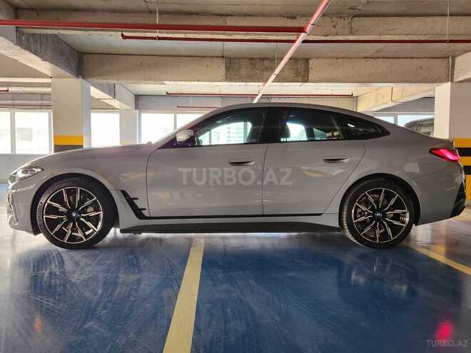 BMW i4-4