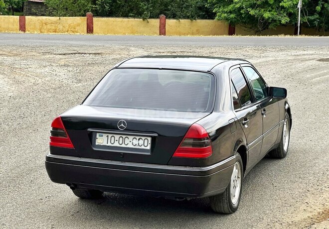 Mercedes C 180 1994, 210,698 km - 1.8 л - Lənkəran