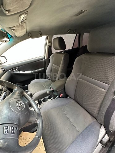 Toyota Corolla 2005, 218,000 km - 1.4 l - Sumqayıt