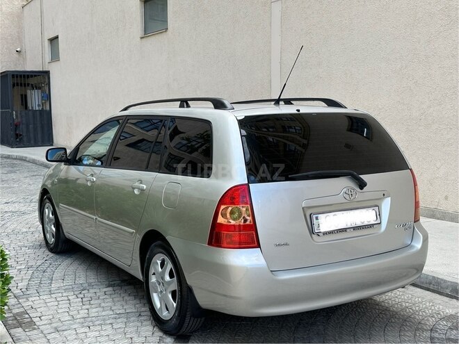 Toyota Corolla 2005, 218,000 km - 1.4 l - Sumqayıt