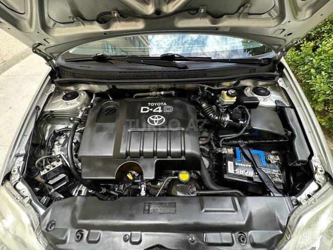 Toyota Corolla 2005, 218,000 km - 1.4 l - Sumqayıt