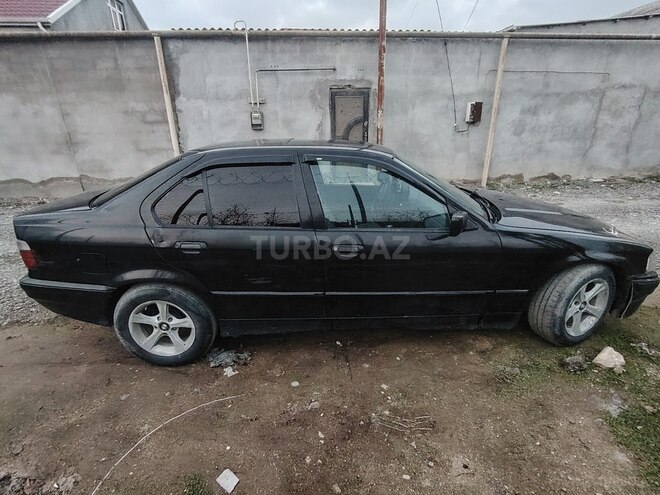 BMW 318 1991, 333,000 km - 1.8 l - Bakı