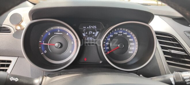 Hyundai Avante 2015, 118,500 km - 1.6 l - Sumqayıt