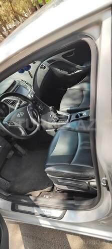 Hyundai Avante 2015, 118,500 km - 1.6 l - Sumqayıt