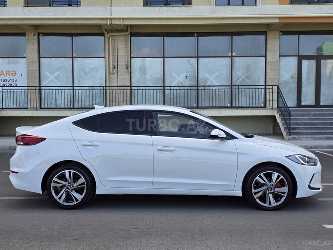 Hyundai Avante 2016, 189,000 km - 1.6 l - Bakı