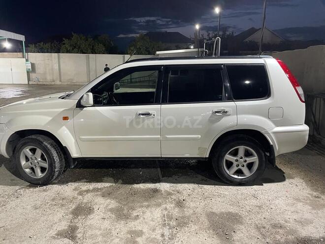 Nissan X-Trail 2002, 300,000 km - 2.0 l - Bakı