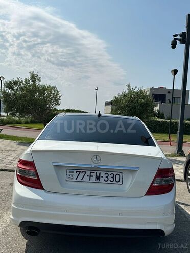 Mercedes C 200 2010, 175,000 km - 1.8 л - Bakı