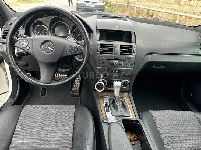 Mercedes C 200 2010, 175,000 km - 1.8 л - Bakı