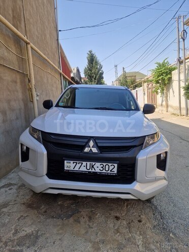 Mitsubishi L200 2021, 140,000 km - 2.5 л - Bakı