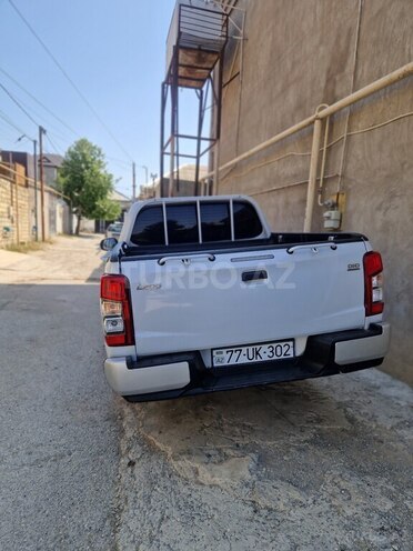 Mitsubishi L200 2021, 140,000 km - 2.5 л - Bakı