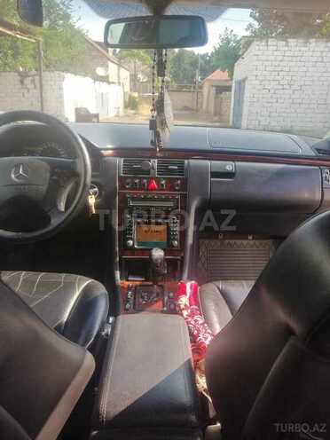 Mercedes E 220 d 2001, 344,054 km - 2.2 л - Bakı