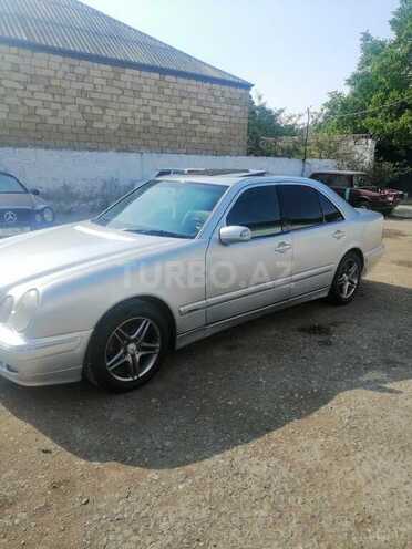 Mercedes E 220 d 2001, 344,054 km - 2.2 л - Bakı
