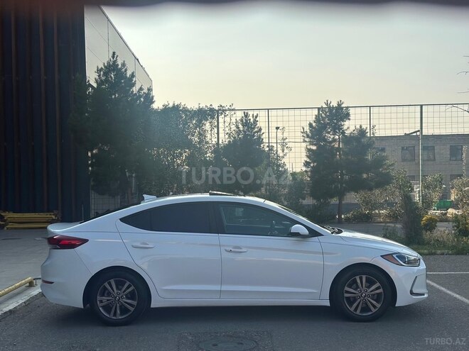 Hyundai Elantra 2017, 83,000 km - 2.0 l - Bakı