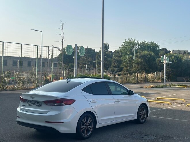 Hyundai Elantra 2017, 83,000 km - 2.0 l - Bakı