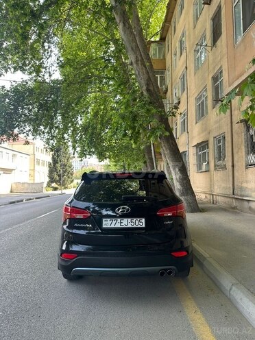 Hyundai Santa Fe-3