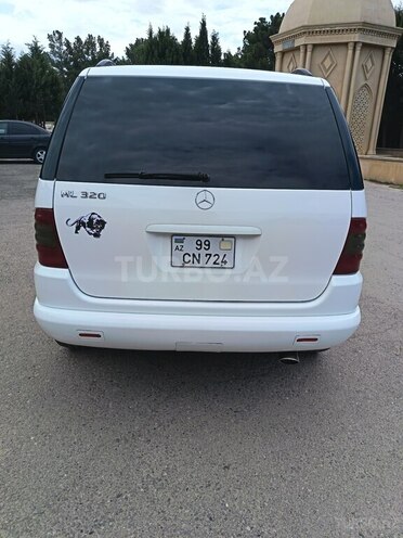 Mercedes ML 320 4MATIC 2000, 332,379 km - 3.2 l - Sumqayıt